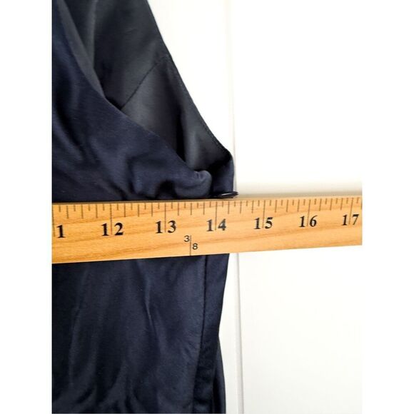 Cinq à Sept Clemence Neck Detail Gown In Navy Size 4 Silk Blend $795 - Picture 11 of 13